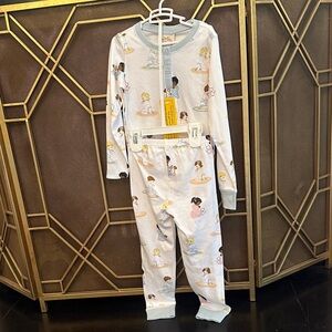 The Beaufort Bonnet Company patience and prayers pajamas with blue trim nwt 4t